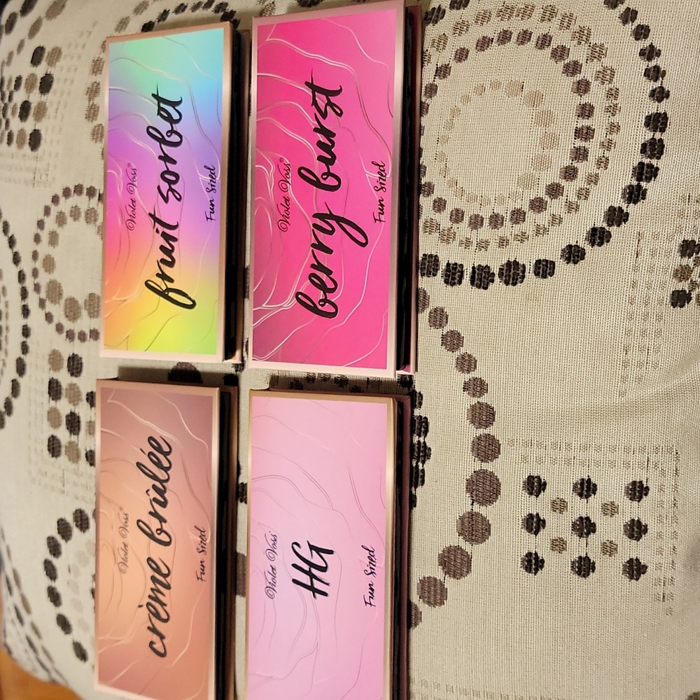 Violet Voss Palette Creme Brulee Fruit Sorbet HG Berry Burst Fun sized